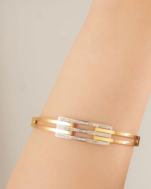 İnci Detaylı Kaburga Gold Bileklik 